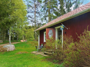 Two-Bedroom Holiday home in Åsarp 3